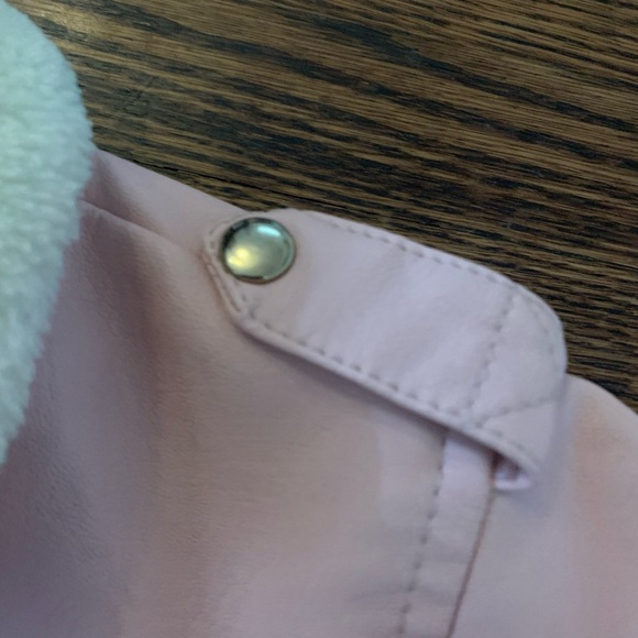 PINK FAUX LEATHER MOTO JACKET - Picture 6 of 9